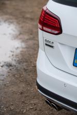 Volkswagen Golf Alltrack 2017 года (UK)